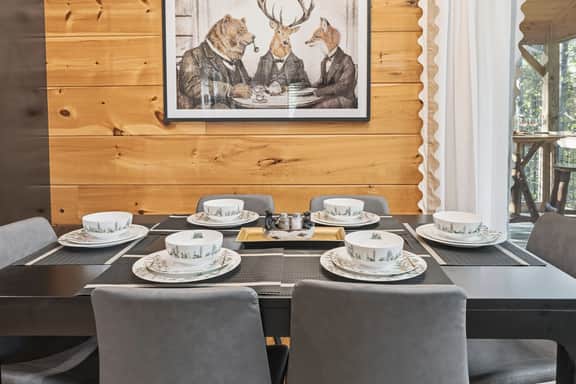 Grizzly Glam - Image 5