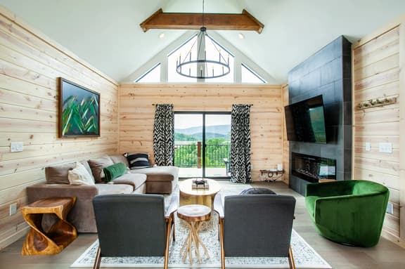 Bearly Haus - Image 1